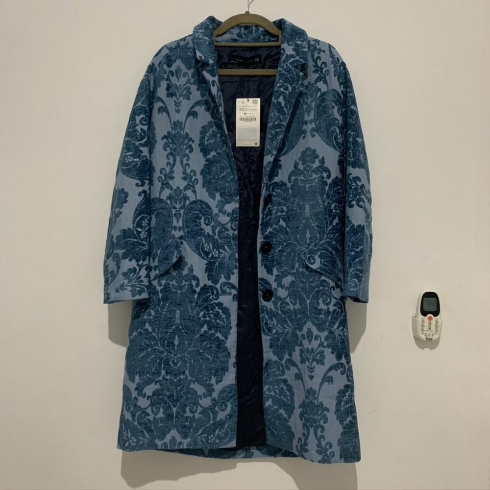 Unique coat (copy of Dolce & Gabbana) - Sold out!